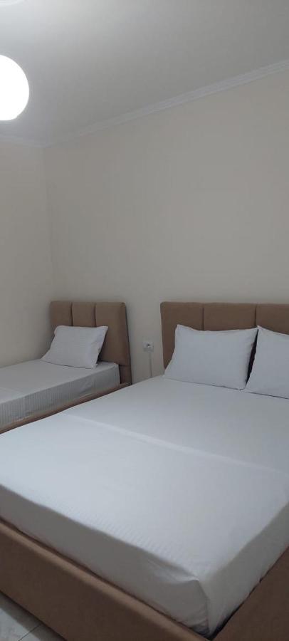 Apartament Teuta Përmet Exterior foto