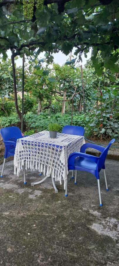 Apartament Teuta Përmet Exterior foto